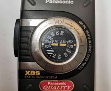 Panasonic RQ-V65 Cassette Walkman Player