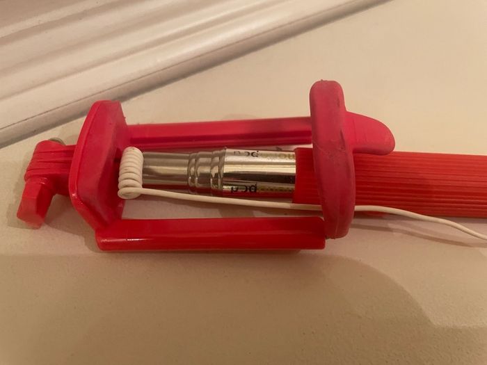 free selfie stick