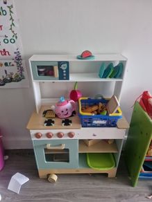 toy kitchen