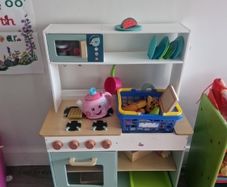 toy kitchen