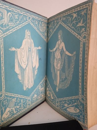 The Six Greatest Novels of Anatole France: Penguin Island, The Crime of Sylvestre Bonnards, The Revolt of the Angels, The Gods are Athirst, Thais, and The Red Lily. Decorations by Frank C. Paper, John Austen and Donia Nachshen (HQ86)