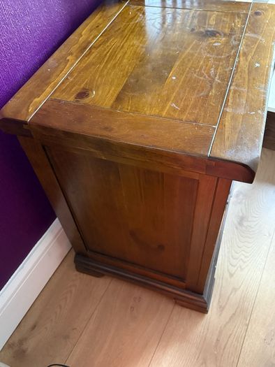Bed, Chest Drawers and Bedside Table