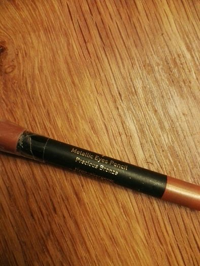 Brand new No7 eye pencil