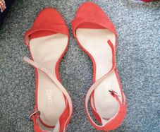 orange sandles