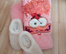 Pyjamas and slippers - Inside Out 2