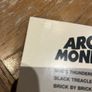 Arctic Monkeys: Suck It and See Image 5