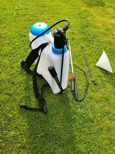 Aqua Plus 12L Home and Garden Sprayer