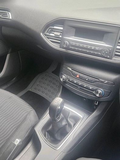 2017 Peugeot 308 1.2 Petrol