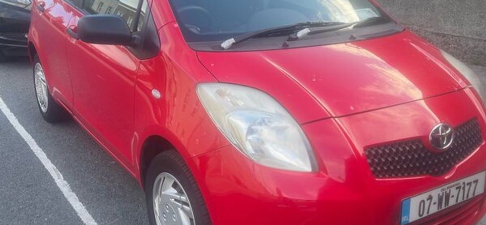 Toyota yaris 1.0 Manual