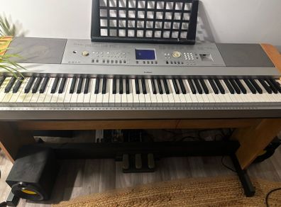 Yamaha Piano Dgx 640