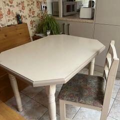 Kitchen table   two chairs