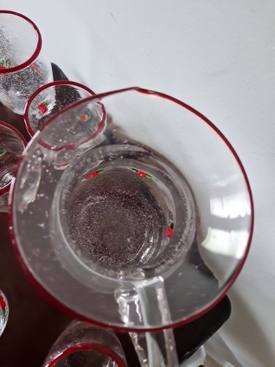 vintage jug & glasses Christmas