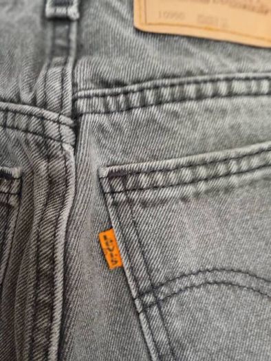 levis relaxed fit tapered leg  Postage included