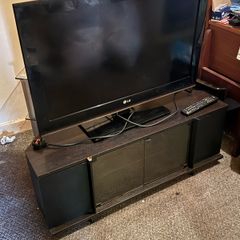 LG tv 32 inch with tv unit read full ad