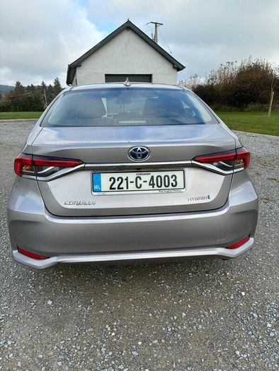 Toyota Corolla 1.8 Petrol Hybrid Luna Auto