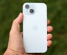 iphone 15 plus blue