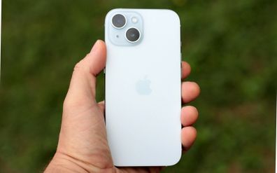 iphone 15 plus blue