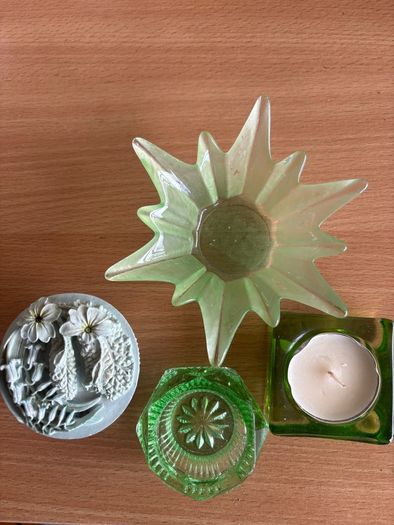 A collection of Green items.