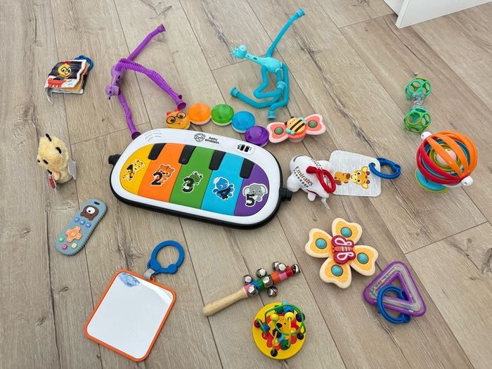 Baby toys