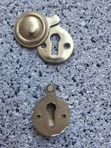 Key Hole Plates