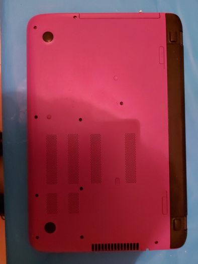 HP 15.6inch Laptop, purple colour, AMD A8-6410 APU 2.0GHz with AMD Radeon R5 Graphics, 4 GB Ram, almost 1 Terrabyte HDD, Windows 10,