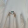 Stunning Aquamarine and White Spinel Gold Ring Image 2