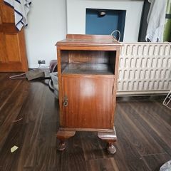 Bed side unit