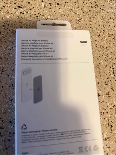 Apple iPhone Air MagSafe charging battery pack
