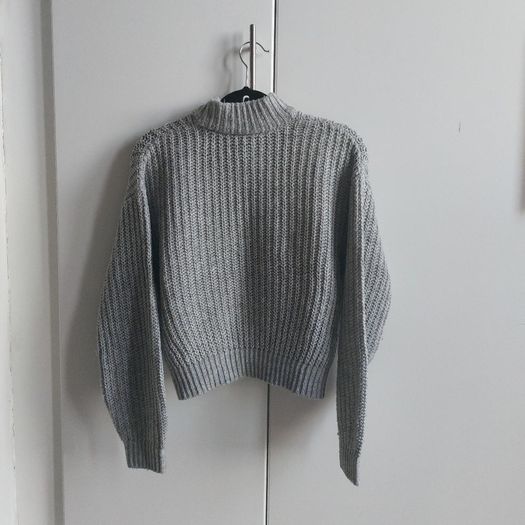 H&M sweater size S