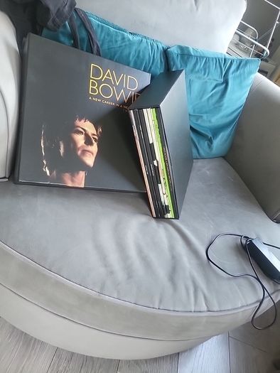 David Bowie  vinyl boxset a new career in a new town 1977 to 1982 vinyl box set