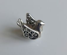 Retired Chamilia peace dove 925 sterling silver charm