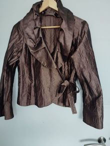 women occasional wear./top.size12