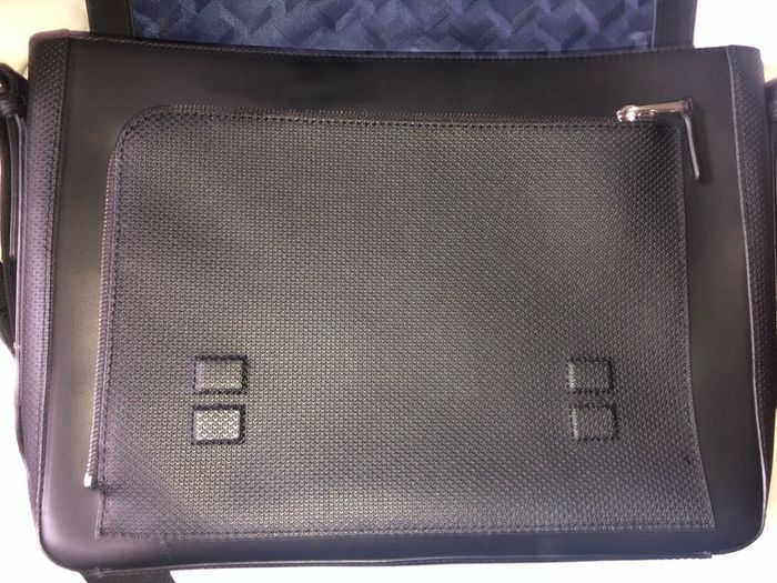 Lacoste leather shoulder messenger laptop Cross Body Travel Work Bag brand new with tag