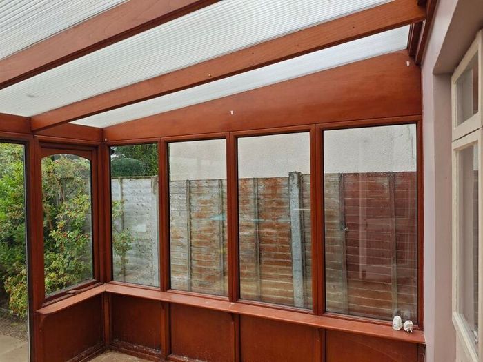 Conservatory / Sunroom