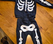Boys Halloween tracksuit age 2-3
