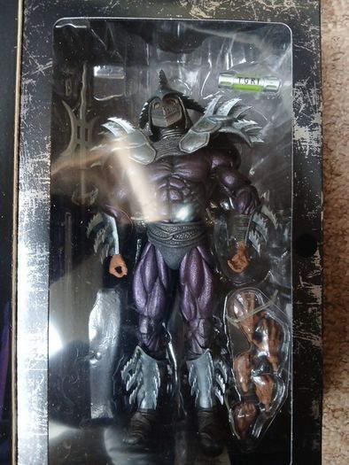 Neca Tmnt shredder and april figure (Turtles)