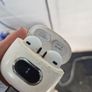 wireless earbuds Image 2