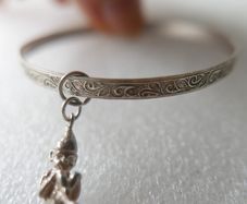 Vintage 925 Sterling Silver bangle with charm