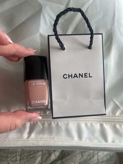 Chanel Faussaire Nail Polish