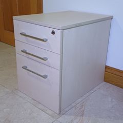 Maple Wood Pedestals Lockers