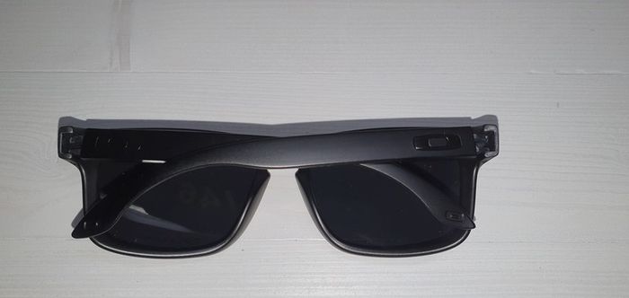 New Polarised Sunglasses ,Black matt