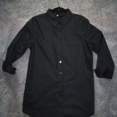 Elegant longline shirt with pockets
