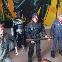 vintage Action man lot 6 Action man figures and Captain zargon weapons clothes accessories etc