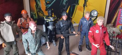 vintage Action man lot 6 Action man figures and Captain zargon weapons clothes accessories etc
