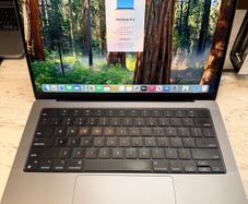 Apple MacBook Pro 14 2021 - M1 Pro 16Gb RAM 512Gb