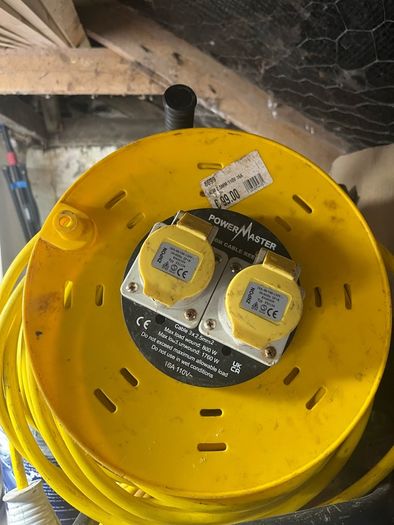 110v extension lead reel