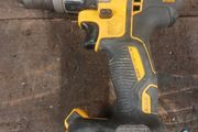 dewalt 18v drill