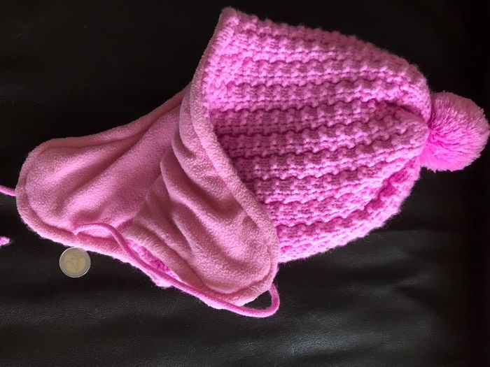 Girls pink fleeced lined Peruvian style cap
