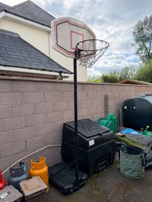 Freestanding Basketball Hoop