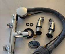 Sonas Form Thermo Bath and Shower Mixer and Sync Waste